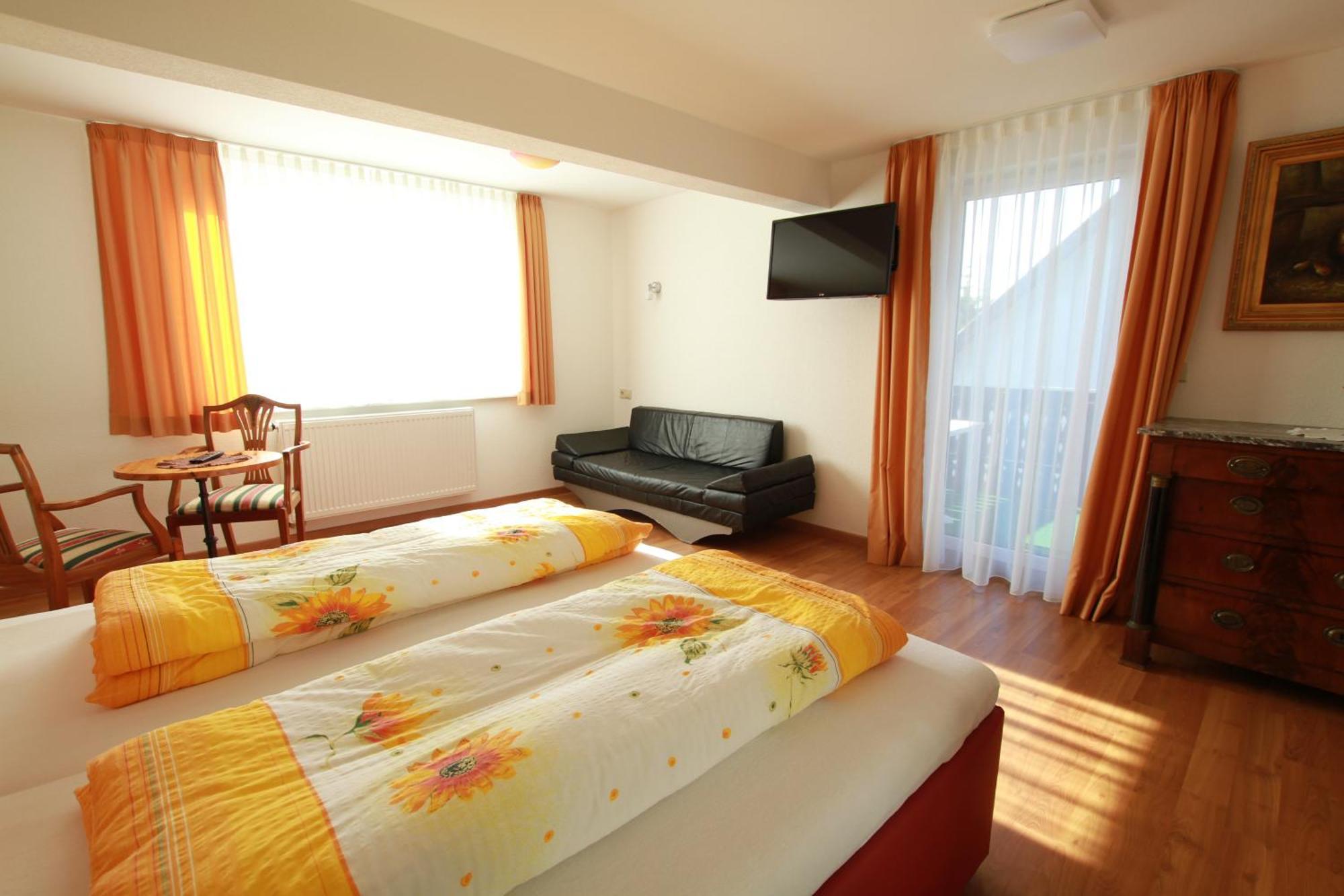Gaestehaus Pfefferle Hotel Garni Und Ferienwohnungen Зигмаринген Номер фото